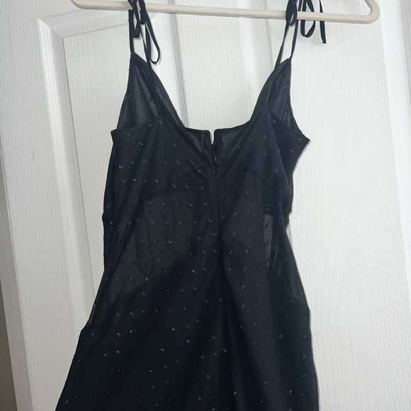 NBD Oasis Gown - Picture 6 of 10